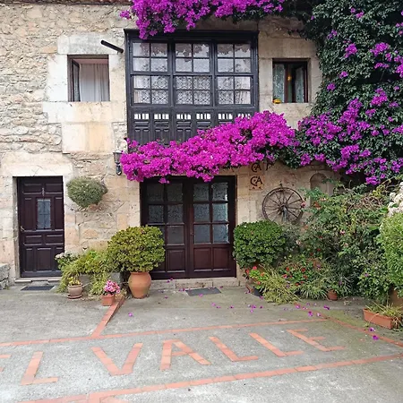 Casa De Aldea El Valle * Buelna