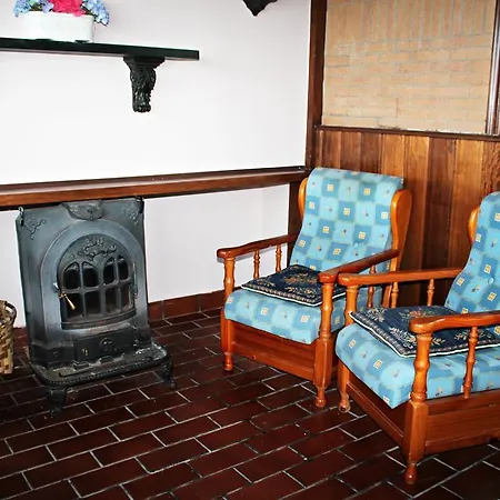 منزل ريفي Casa De Aldea El Valle Buelna